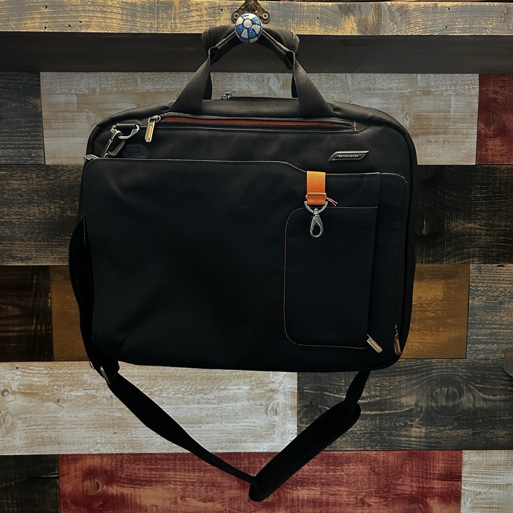 Briggs Riley VB923-4 Laptop Case Travelware Carry Black